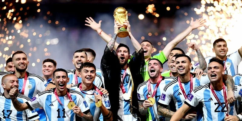 Lionel-Messi-va-doi-tuyen-Argentina-la-nha-vo-dich-World-Cup-2022