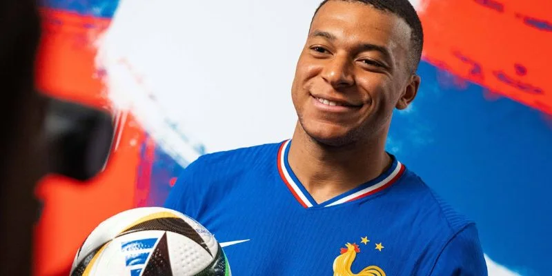 kylian-mbappe-drama